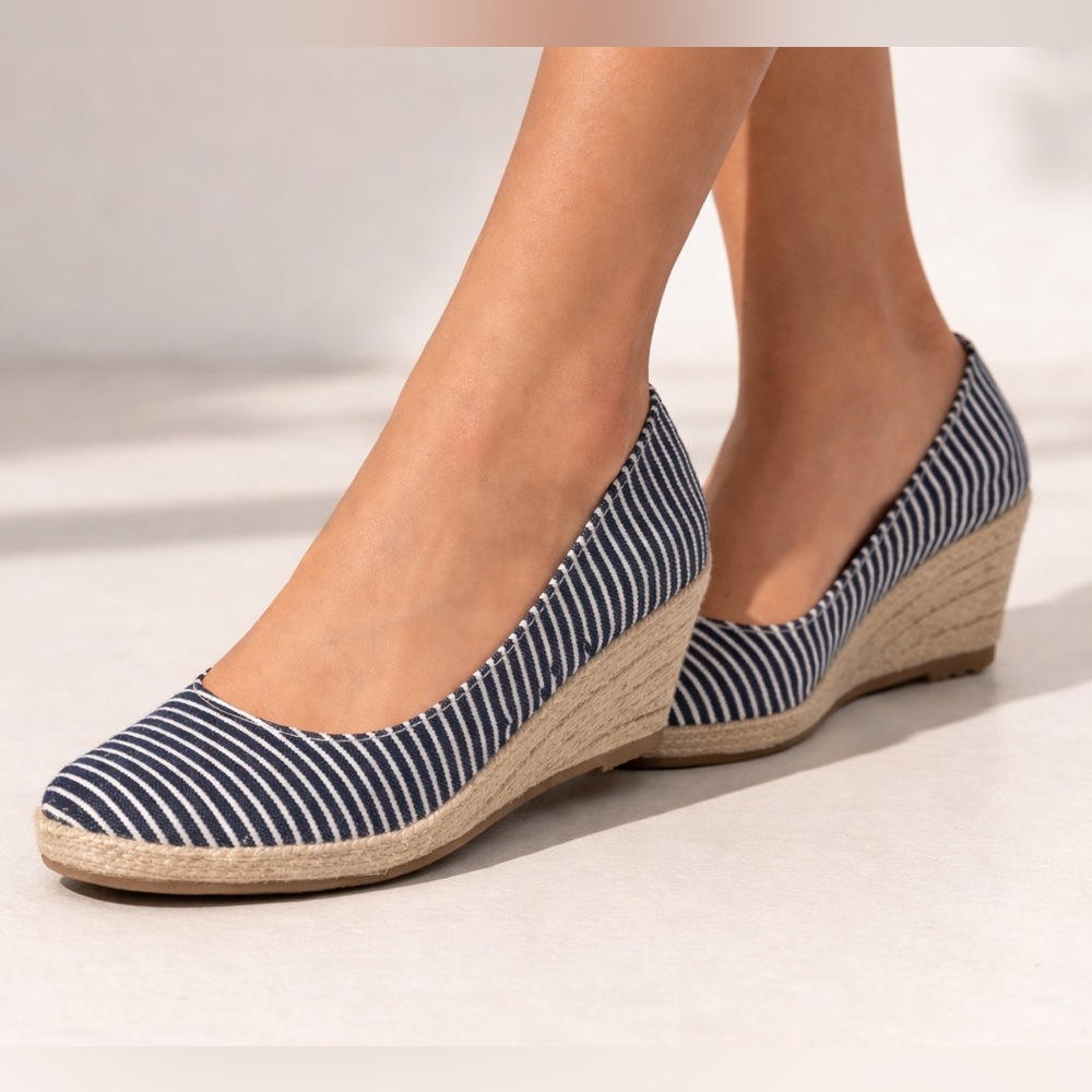 American Eagle Ella wedge espadrille shoes women’s 10